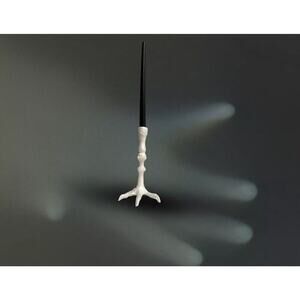 White Pearl Claw Candlestick Halloween Tabletop Décor‎ 9”